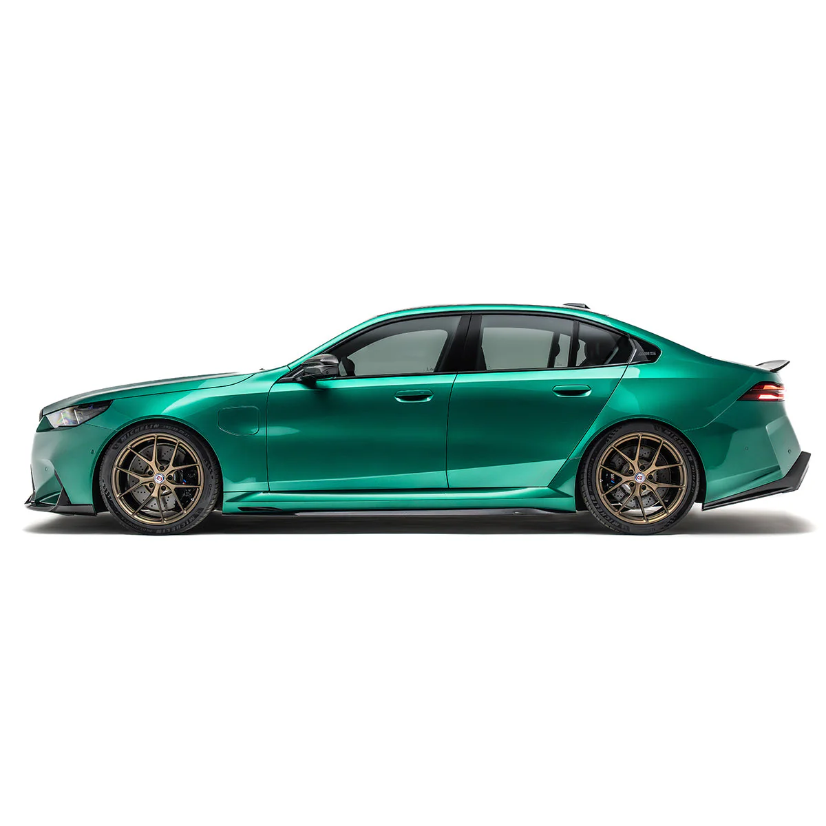 BMW G90 M5 PREPREG FRONT LIP - Image 6