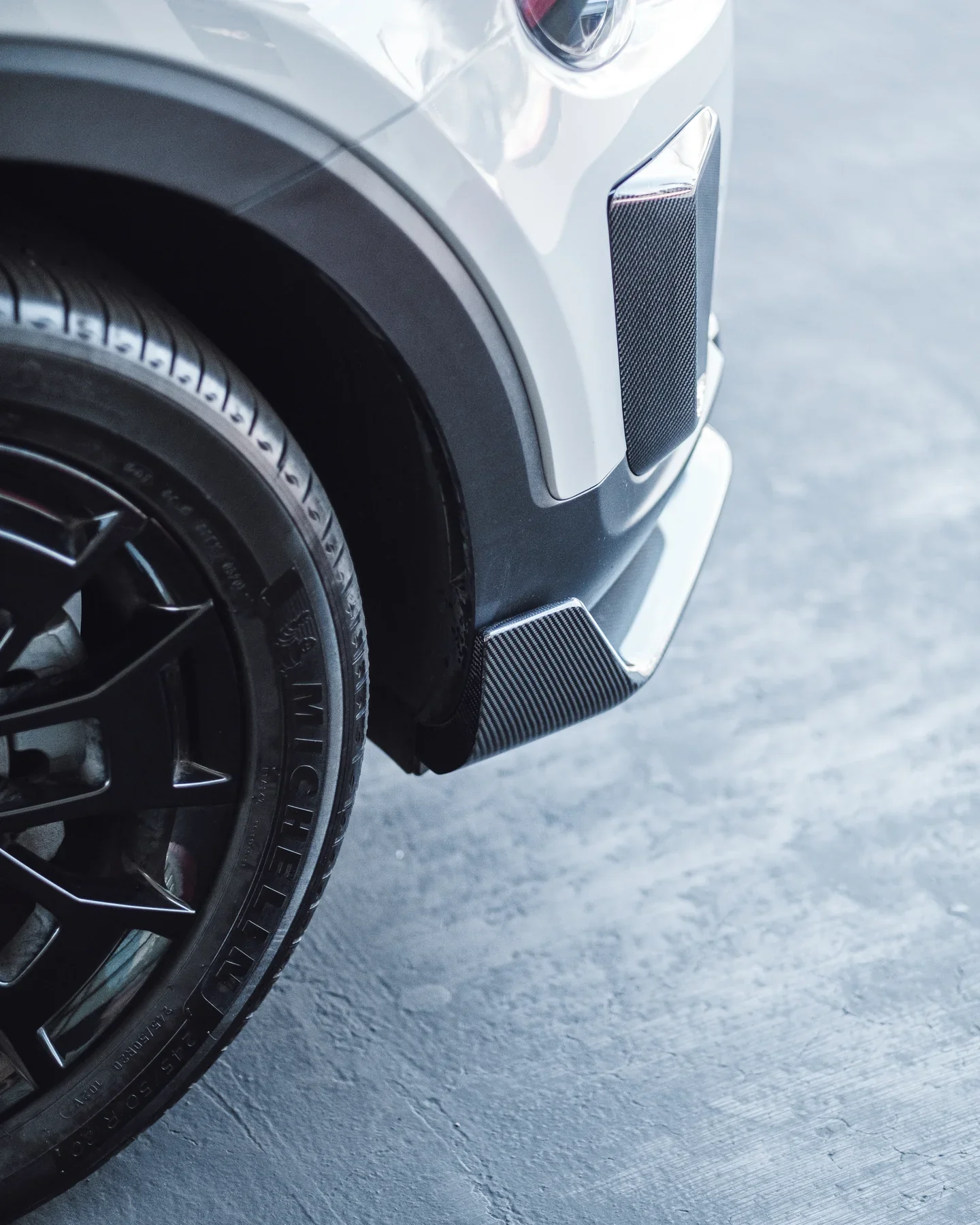 KIA TELLURIDE CARBON FIBER AIR DUCTS - Image 4