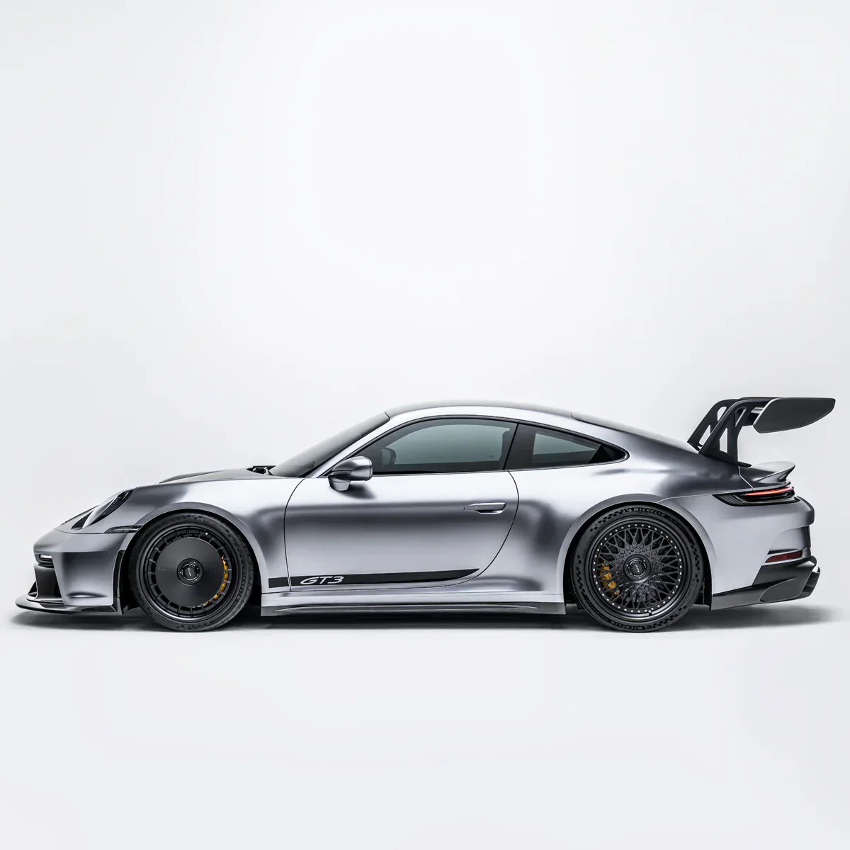 PORSCHE 992.1 GT3 PREPREG FRONT INTAKE PANEL - Image 6