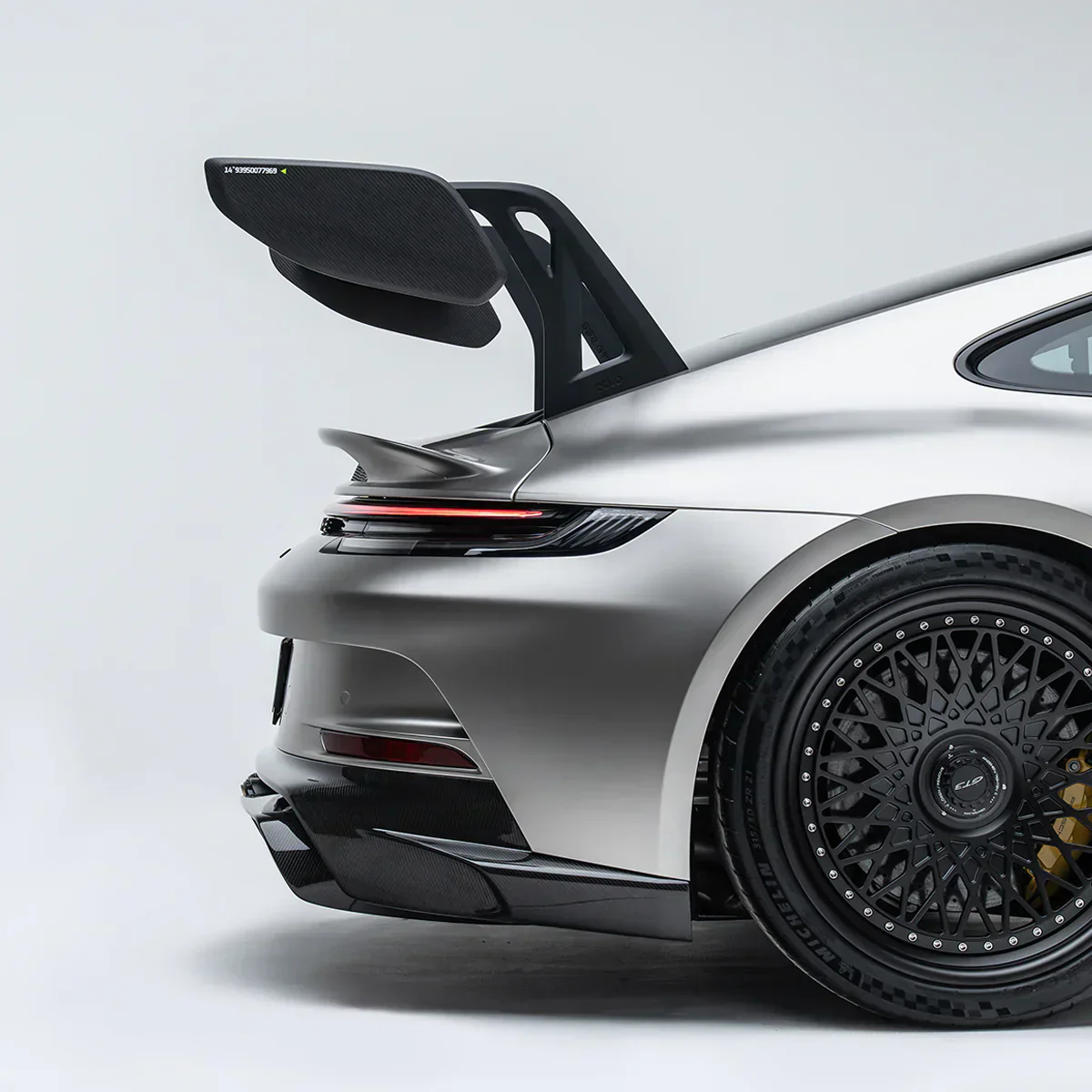 PORSCHE 992.1 GT3 PREPREG REAR APRON PANEL - Image 6
