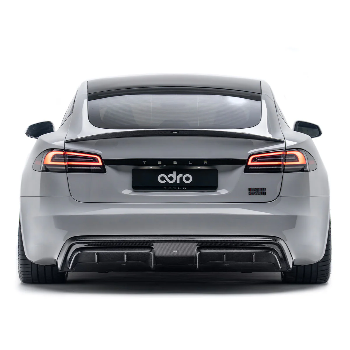 TESLA MODEL S PLAID PREPREG SPOILER - Image 4
